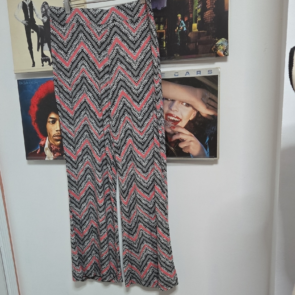 Mossimo Supply Co. Black, White & Coral Chevron Print Pants
